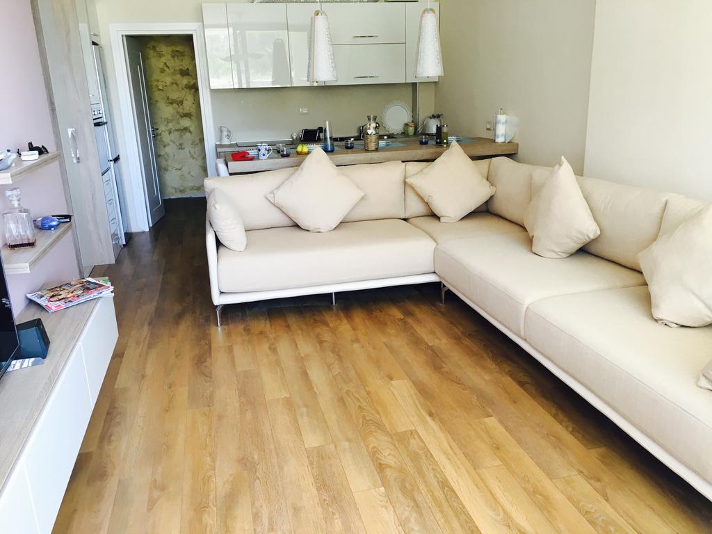 West Beach Apartment Дуррес Экстерьер фото